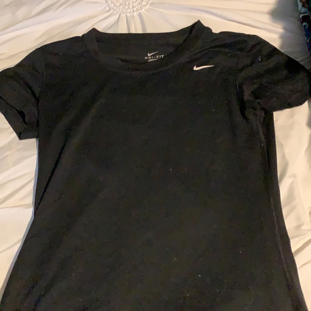 Nike short sleeve shirt